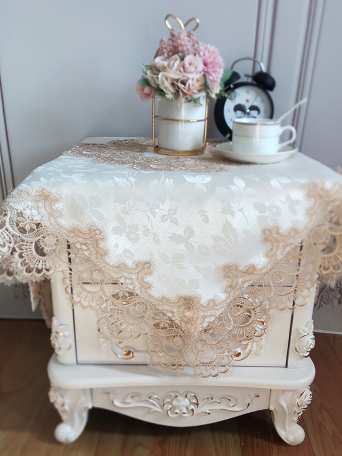European Sle Bede Table Cover  - Embroidery Towel avaliação e preço