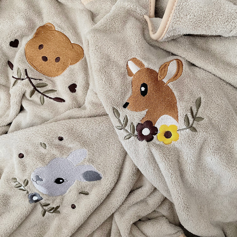 Children's Coral Fleece Cloaks - Embroidery Towel avaliação e preço