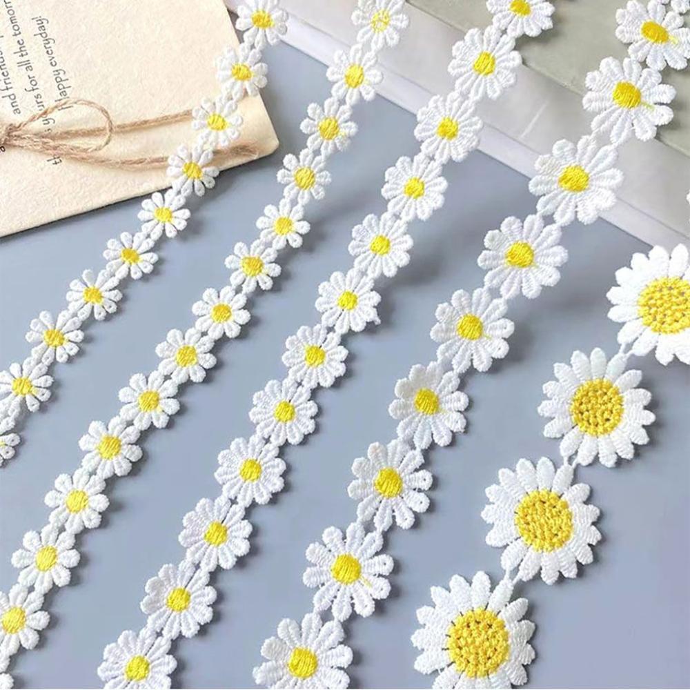 Beautiful White Embroidered Da - Embroidery Daisy Flower avaliação e preço