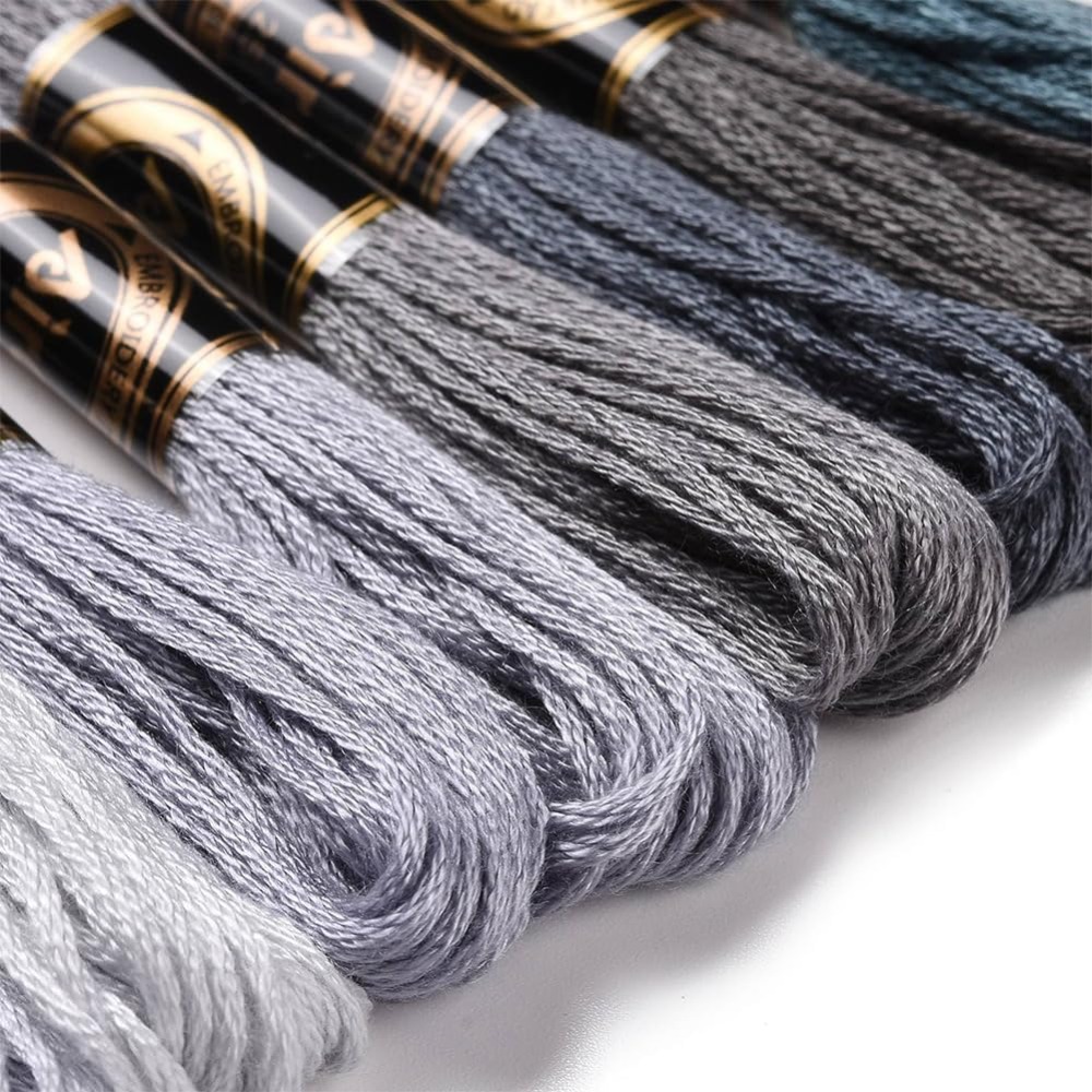 8 Skeins 70 Yards Grey Friends - Embroidery Floss avaliação e preço