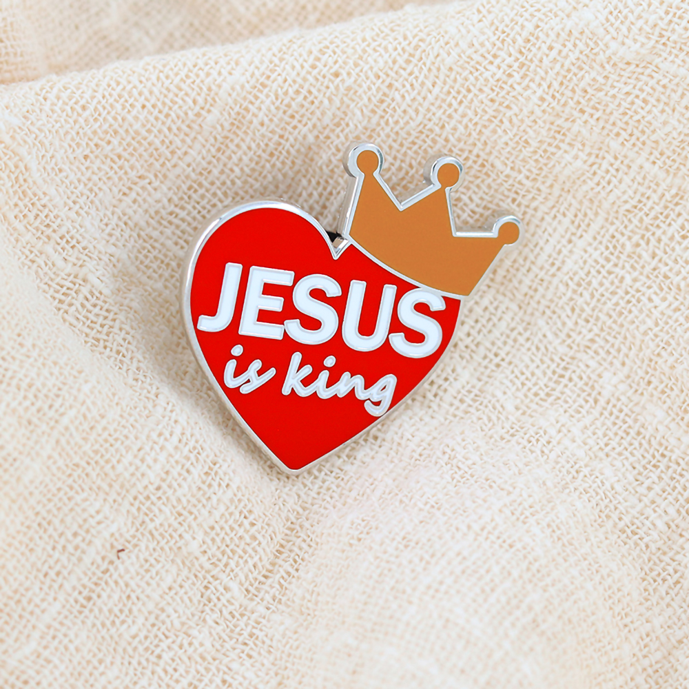 Jesus Is King Red Heart Crown  - Embroidery Jesus avaliação e preço